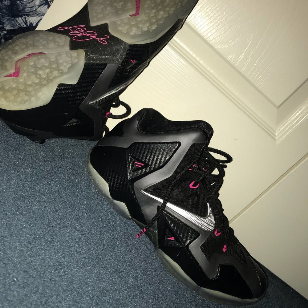 Lebron 11 Miami Nights size 12